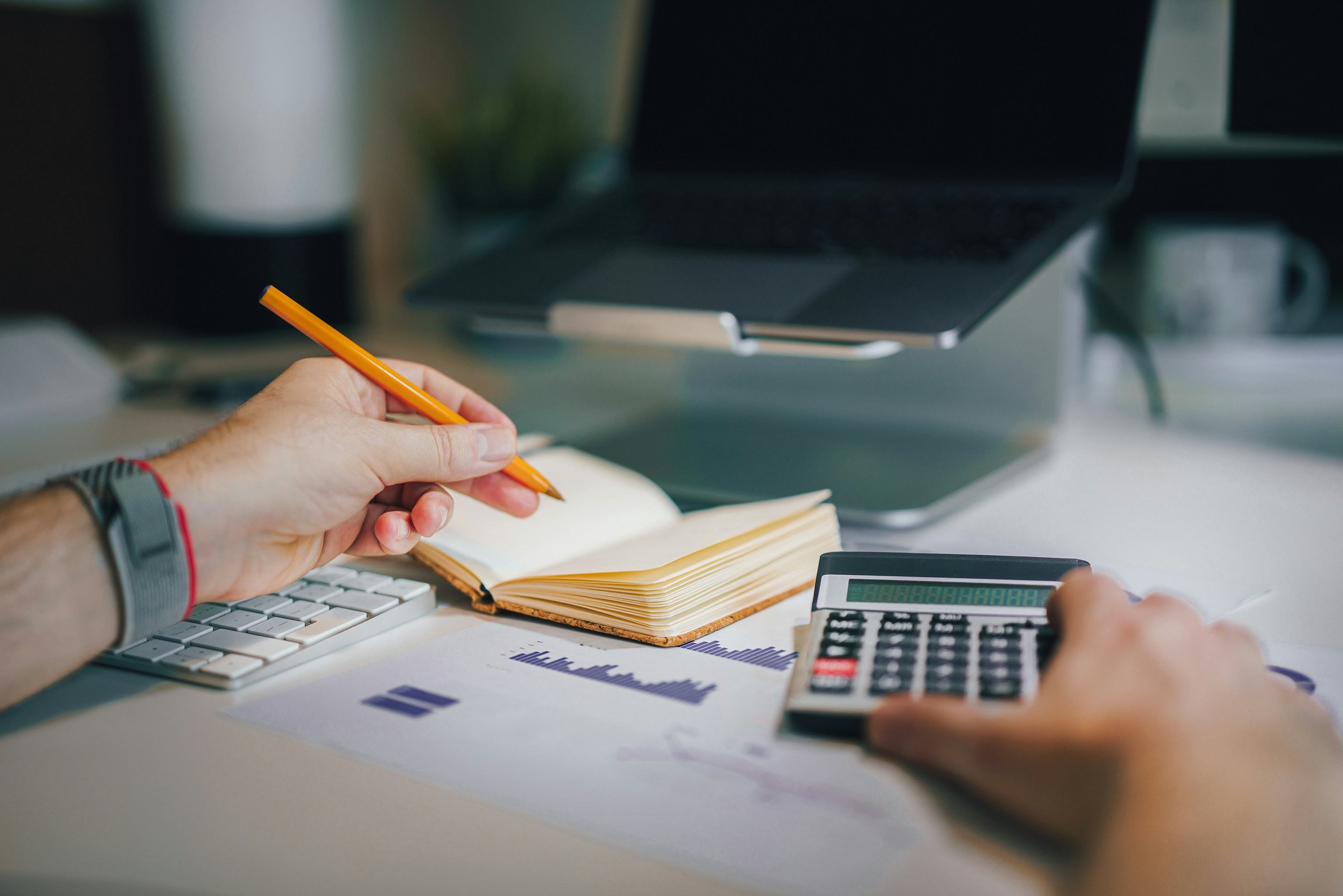 Arbeitsplatz mit Auswertungen zum Forderungsmanagement
